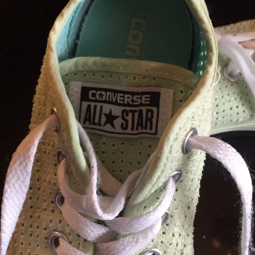 Converse lime green sneakers kids size 12‎